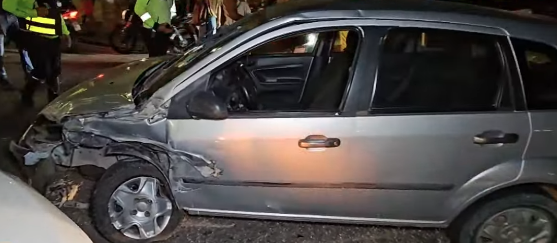 Colisão envolvendo quatro veículos deixa feridos em João Pessoa