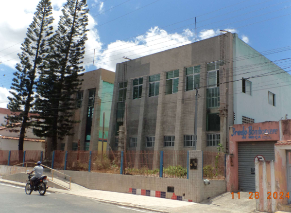 Ex-prefeito de Cacimba de Dentro é intimado pelo TCE por contrato de escola