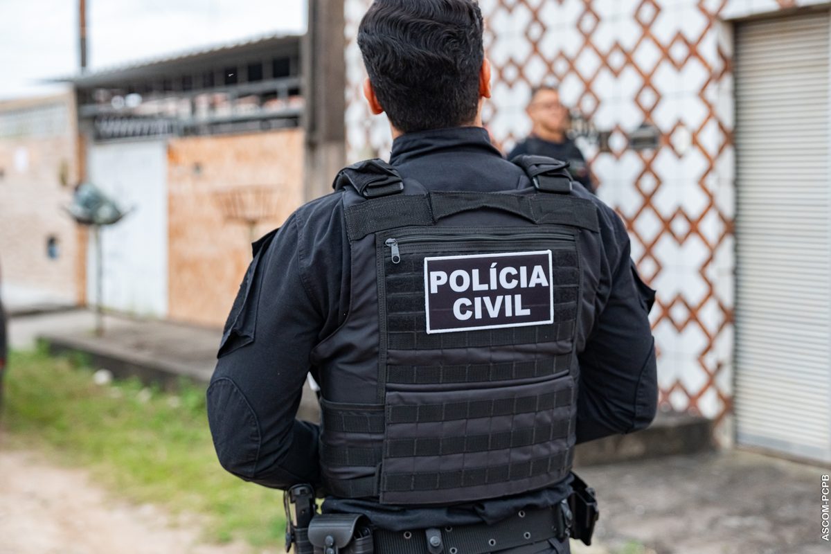Polícia prende quatro pessoas durante operação contra o tráfico em Coremas