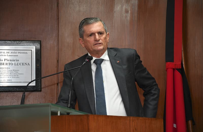 Odon Bezerra deixa aberta possibilidade de ser suplente de Nabor ao Senado