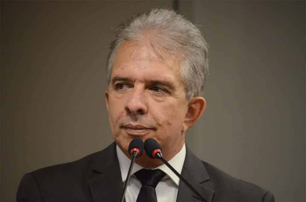 Nabor anuncia nome de sua primeira suplente na disputa para o Senado