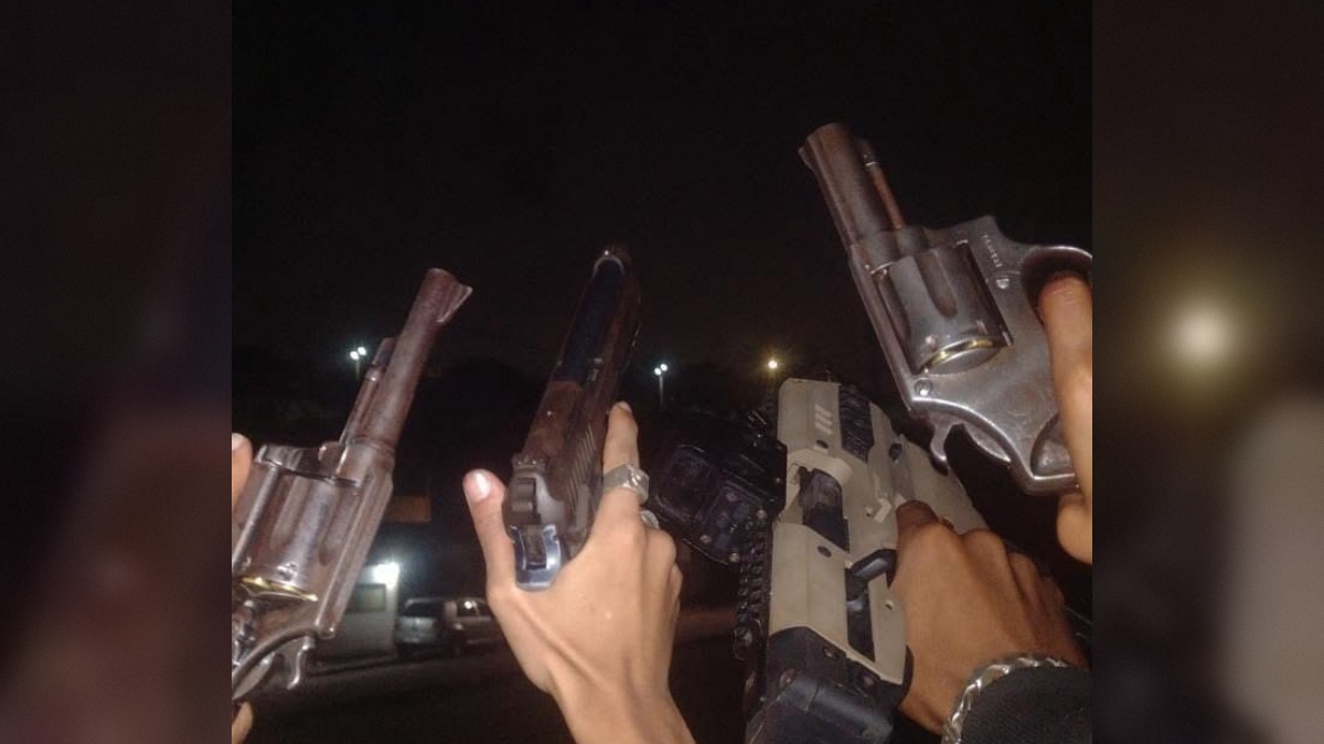 Imagens mostram homens armados e soltando fogos em Cabedelo