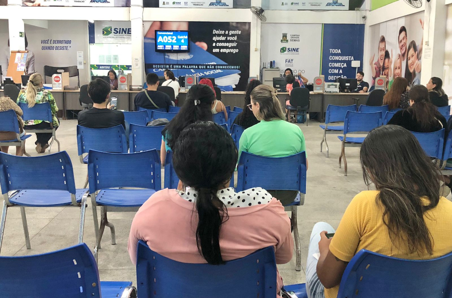 Campina Grande inicia a semana com mais de 700 vagas de emprego; confira