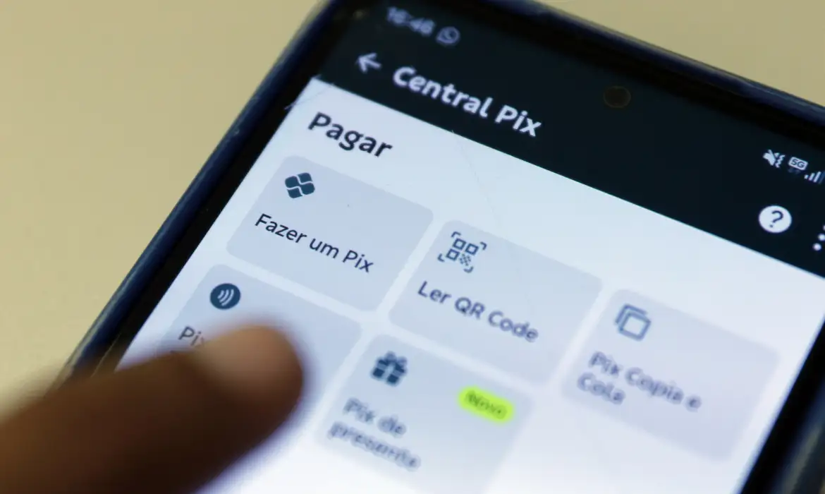 Sistema Pix registra instabilidade e falhas em bancos no país