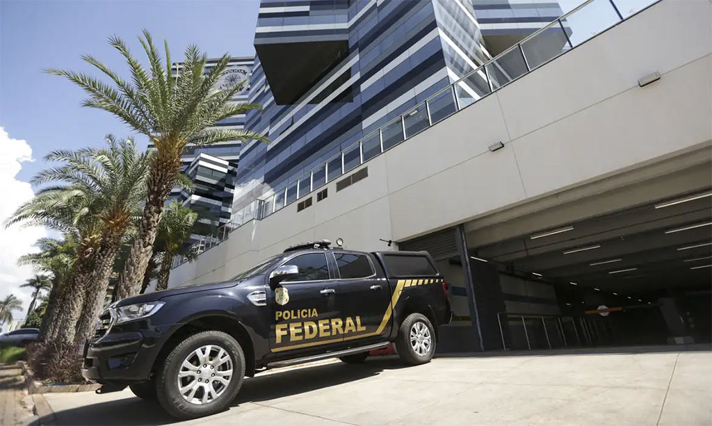 Diretores da PF colocam cargos à disposição em apoio a Andrei Rodrigues