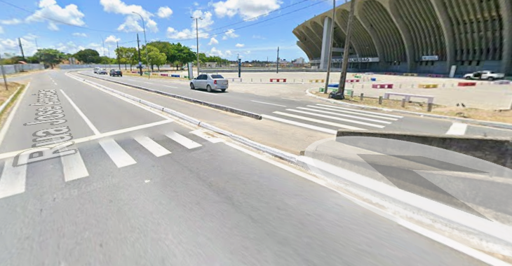Ciclista morre após ser atropelado na faixa no bairro do Cristo Redentor