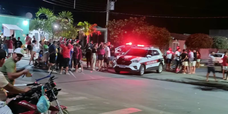 Militantes denunciam abuso policial em evento político no município de Prata