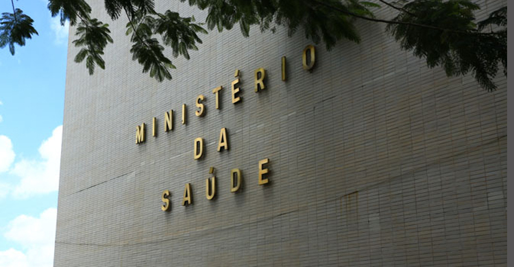 Governo federal identifica 97 perfis de médicos falsos criados por inteligência artificial