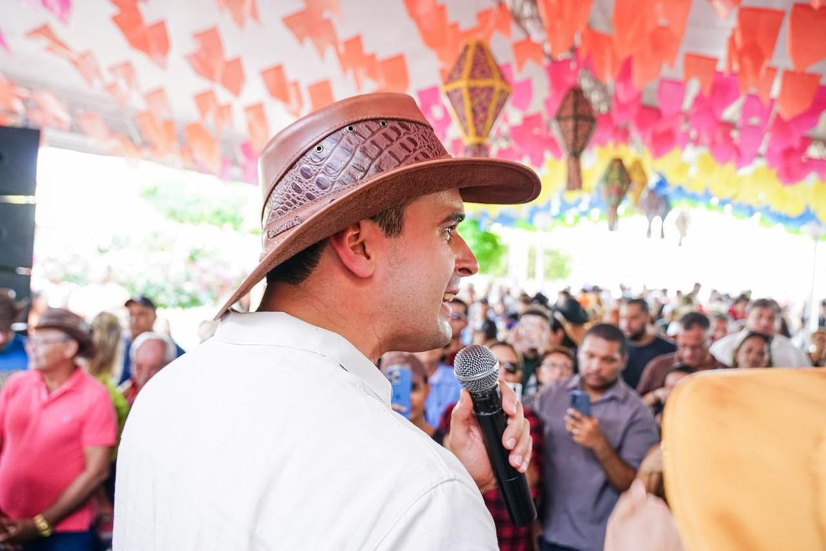 Vice-governador esteve no encerramento da Festa do Bode Rei em Cabaceiras