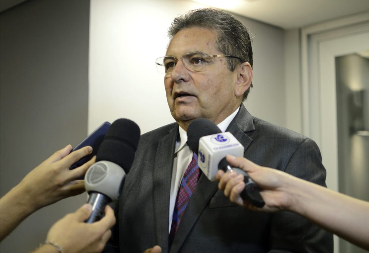 Adriano Galdino encerra conversas sobre vaga de vice na chapa de Lucas Ribeiro
