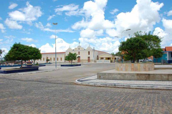 Com menos de 2 mil habitantes, cidade de Parari lança licitação para comprar R$ 684 mil em pneus