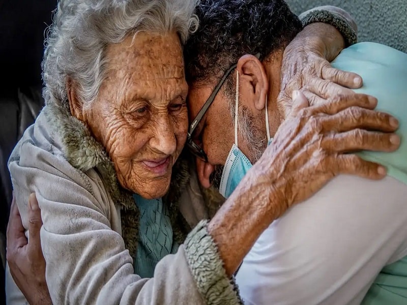 Especialista explica sinais de depressão na terceira idade