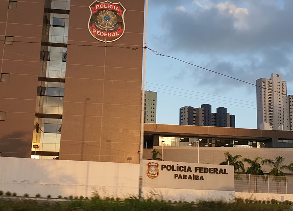 PF cumpre mandados e sequestro de bens em Campina Grande e João Pessoa