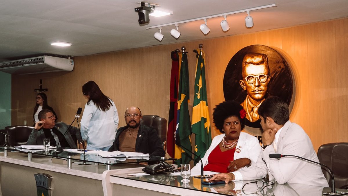 Câmara de Campina Grande debate saúde e infraestrutura