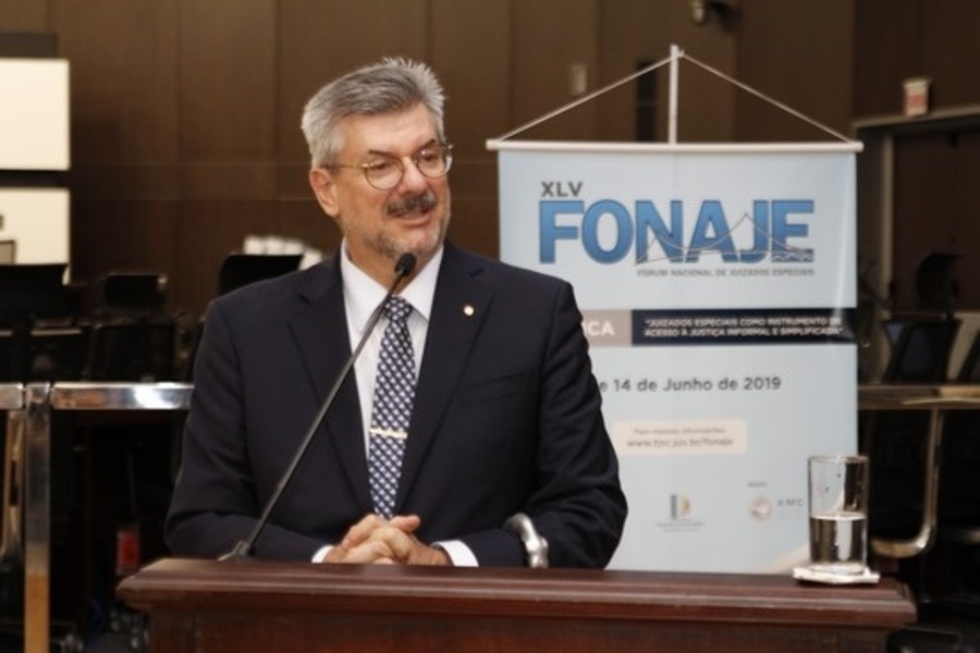 PGR pede perda de cargo para ministro do STJ acusado de crime sexual