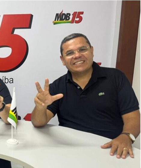 Assis Freire assume segunda suplência de André Gadelha