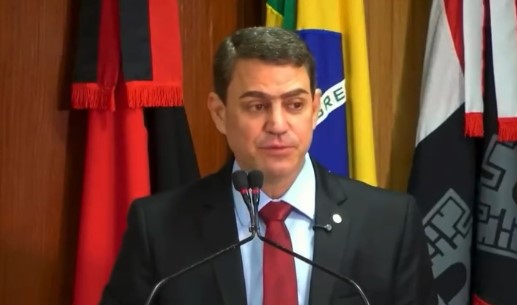 Dinho Dowsley reage a pedido do MPE contra sua candidatura em João Pessoa