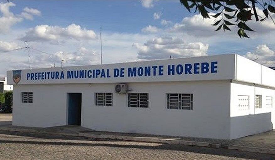 Tribunal cobra explicações de ex-prefeito de Monte Horebe