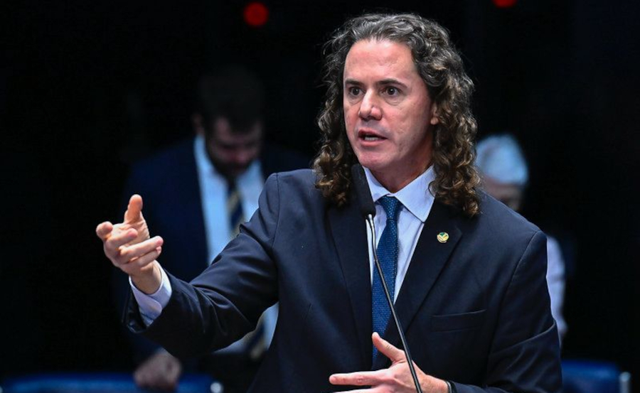 Veneziano: “Eu não amplio, não invento e nem tiro a produção legislativa e política de quem quer que seja.”