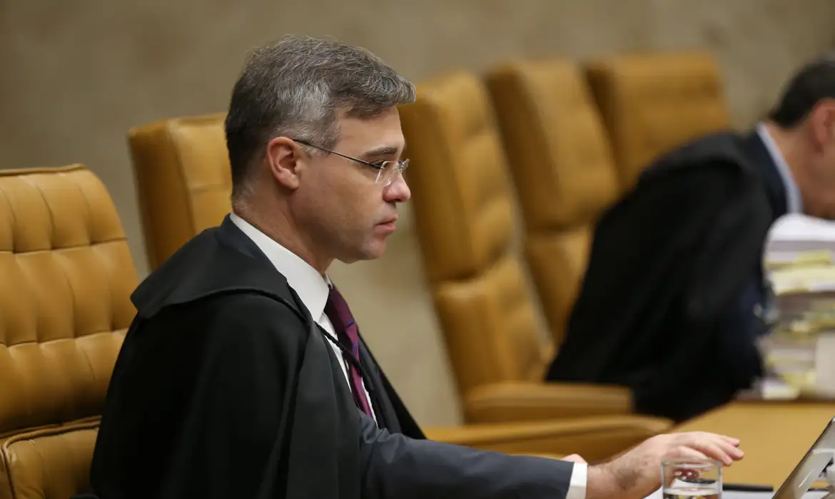 Ministro André Mendonça retira sigilo de dezenas de processos no Supremo