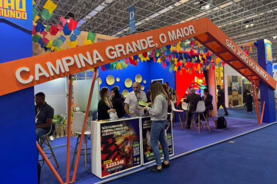 Equipe da Prefeitura de Campina Grande embarca para edição 2026 da Abav