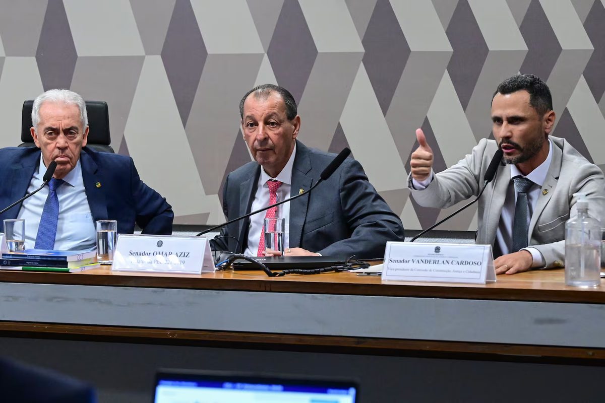 Comissão do Senado aprova texto sobre fim da escala 6 por 1