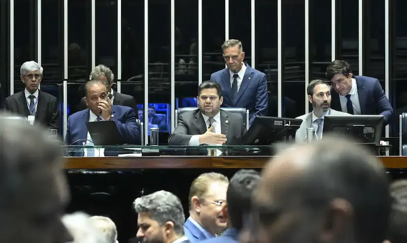 Senado agenda votação da Proposta de Emenda à Constituição da escala seis por um