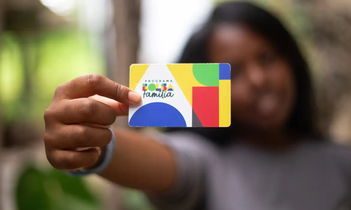 Pagamentos de setembro do Bolsa Família iniciam nesta quinta-feira
