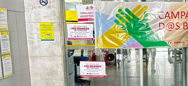 Bancários paralisam atividades por 24 horas na Paraíba