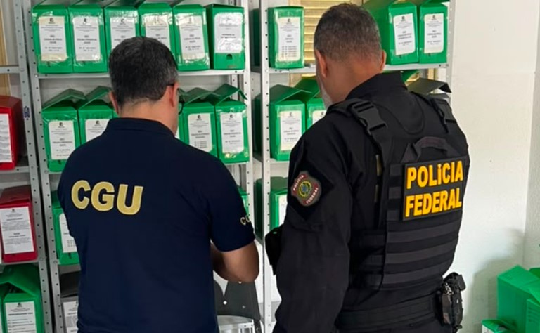 Prefeituras de Cuité e Pocinhos são alvos de operações da Polícia Federal