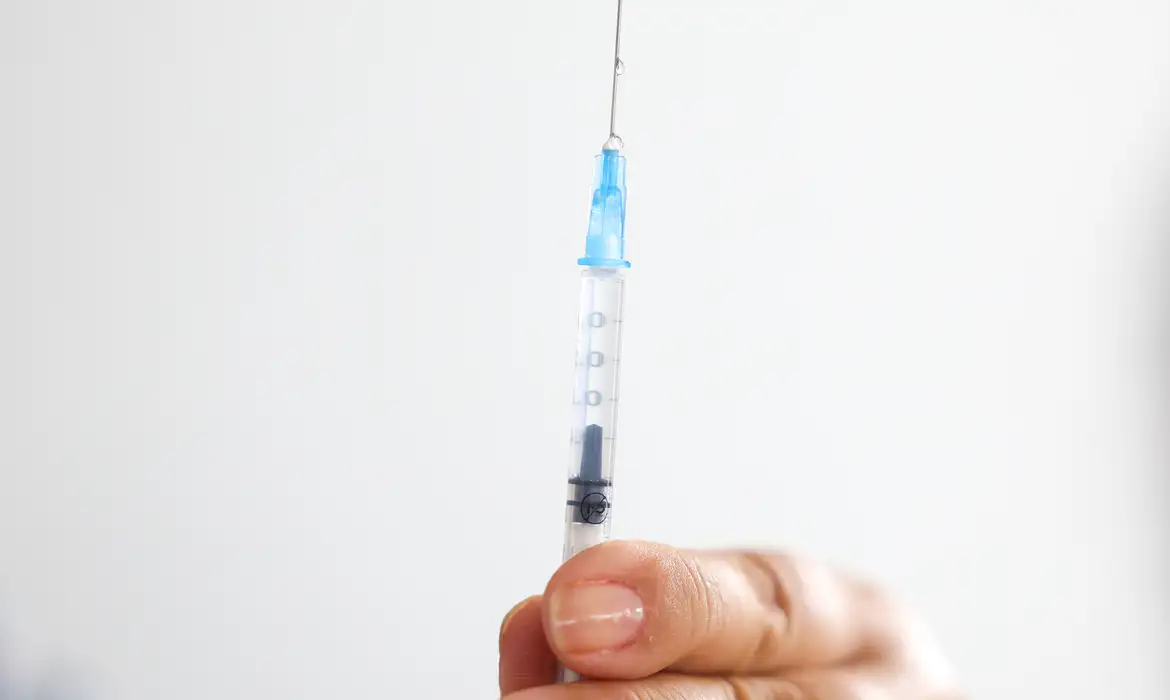 Paraíba vai estender imunização contra pneumonia para idosos