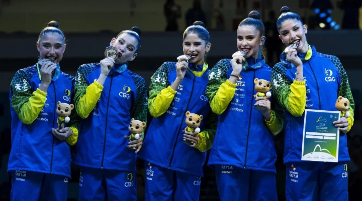 Seleção brasileira conquista prata inédita no Mundial de Ginástica Rítmica