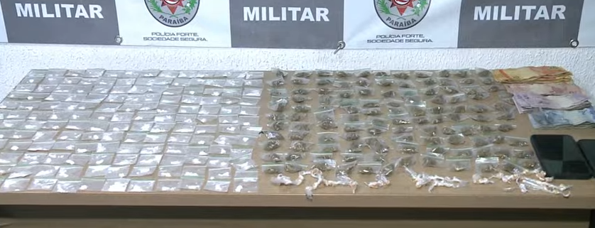 Mulheres são presas suspeitas de tráfico de drogas, na Grande João Pessoa