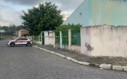 Adolescente de 17 anos é assassinado a tiros em escola de Bayeux