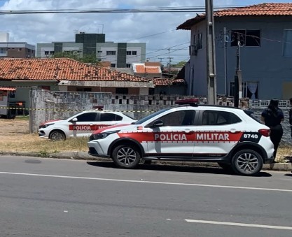Eletricista é assassinado a facadas dentro de quitinete em Cabedelo