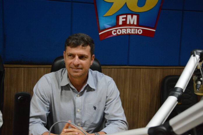 MPE pede impugnação da candidatura de Vitor Hugo para deputado