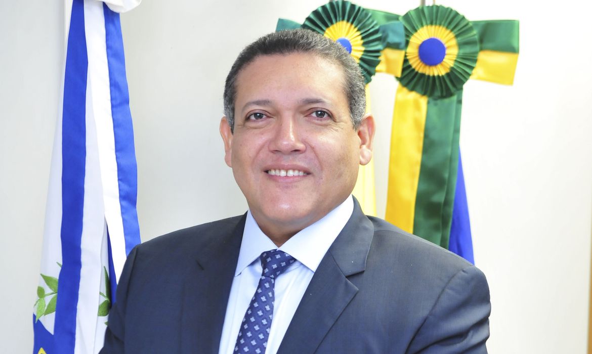 Tribunal Superior Eleitoral suspende canal ligando a apoiadores de Lula