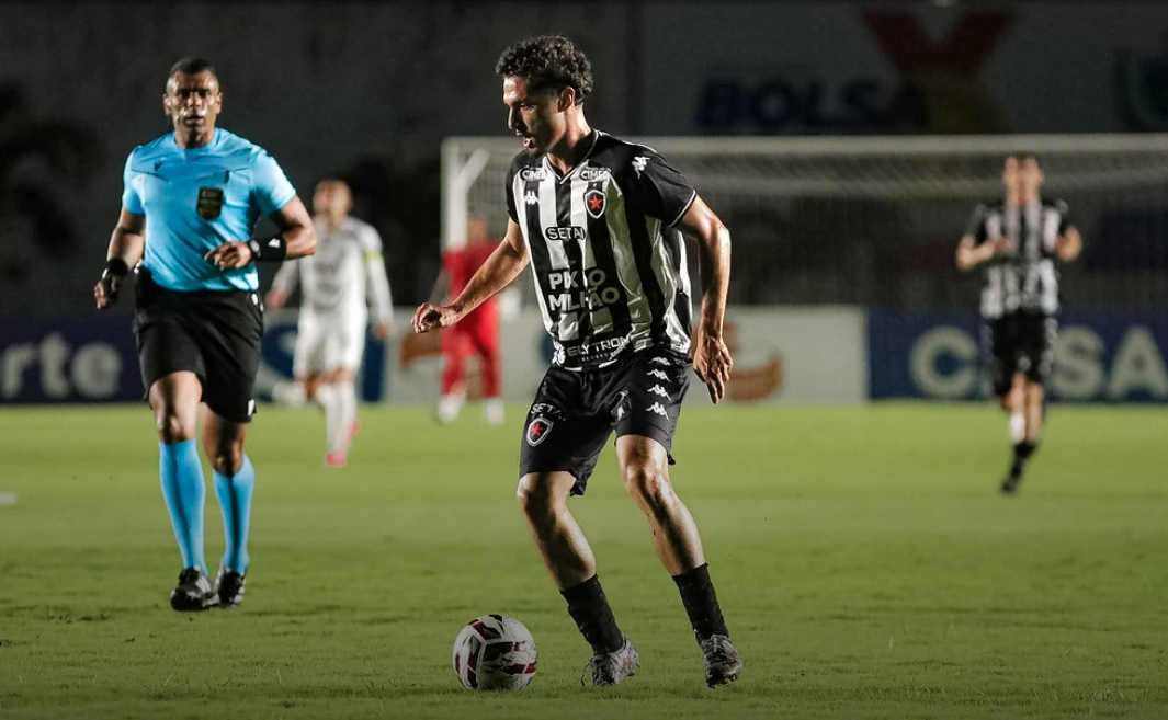 Botafogo-PB deve contar com retorno de Igor Maduro contra o Maringá