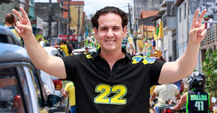 André Amaral participa de carreata e defende mais empregos na Paraíba