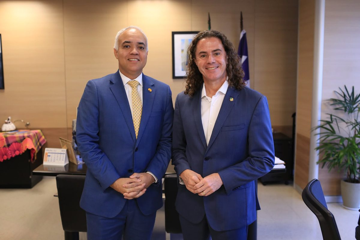 Veneziano Veneziano acompanha projetos em Brasília e retorna à Paraíba para se dedicar à reeleição de Lula