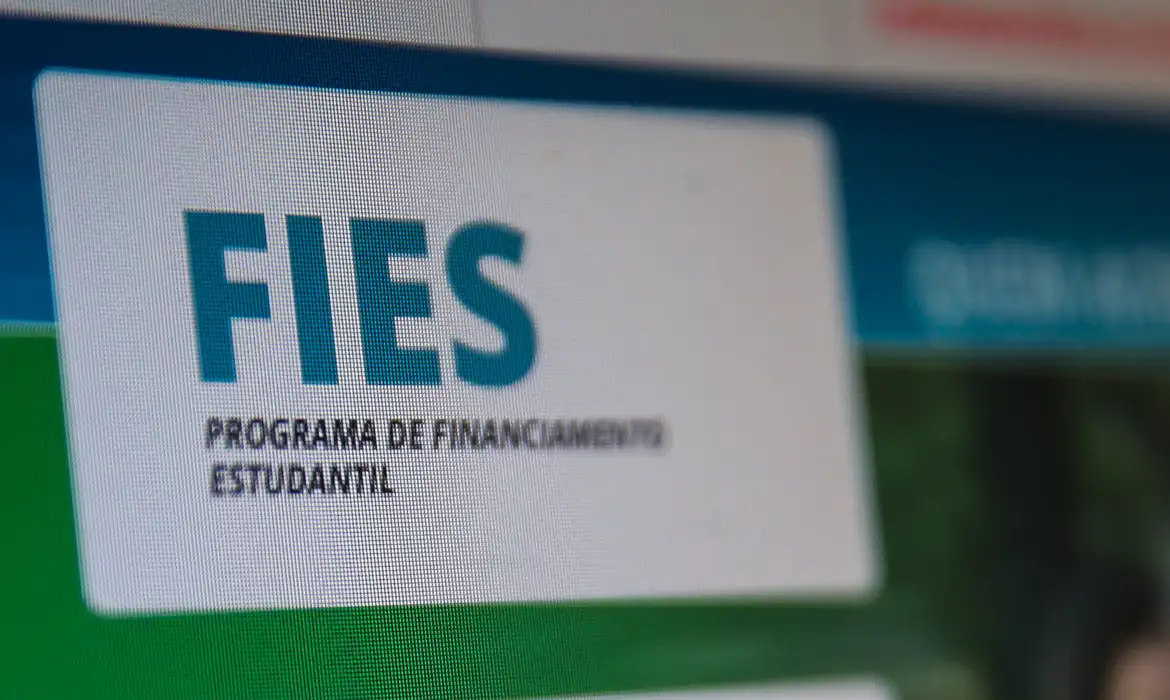 Termina nesta segunda-feira o prazo para renegociar dívidas do Desenrola Fies 2026