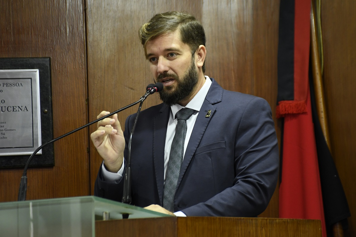 Vereadores do PL cobram impeachment de Alexandre de Moraes e criticam STF