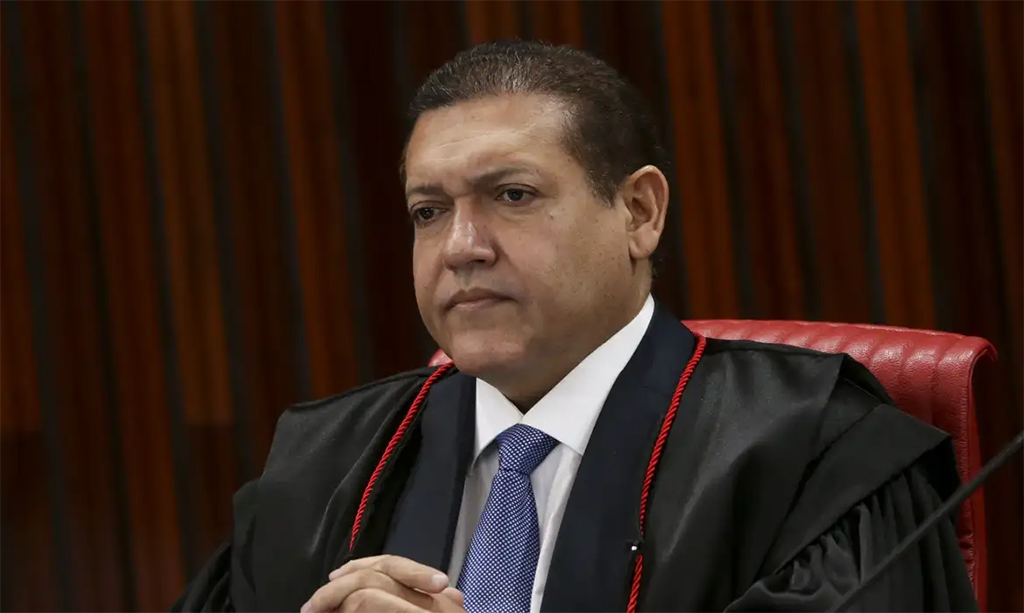 Jornal cita possível “sócio” do presidente do TSE ligado a lobista