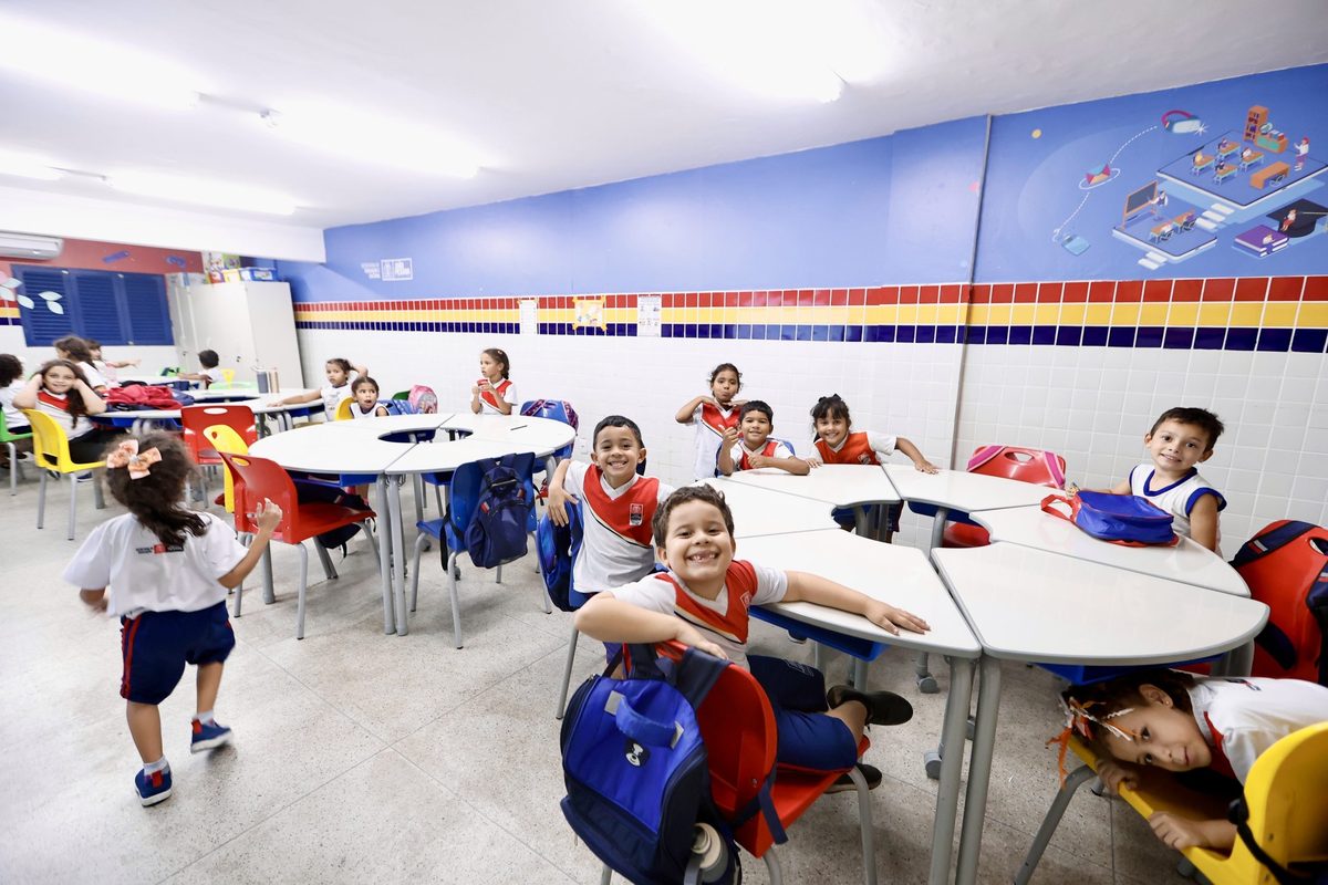 Leo Bezerra celebra maior avanço da educação de João Pessoa no Ideb entre capitais do Nordeste
