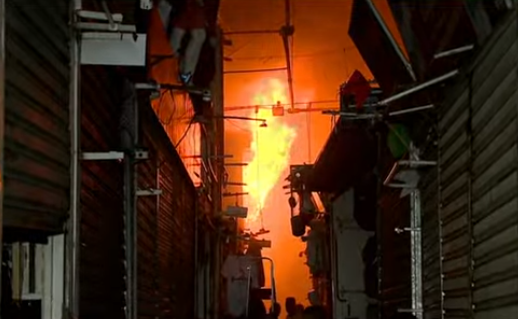 Centro Comercial de Passagem fecha as portas após incêndio