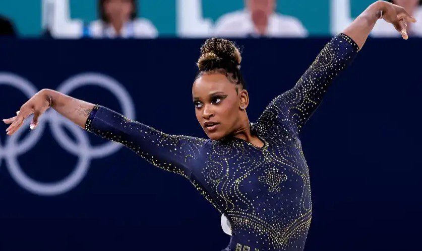 Rebeca Andrade conquista medalha de prata na ginástica em Paris