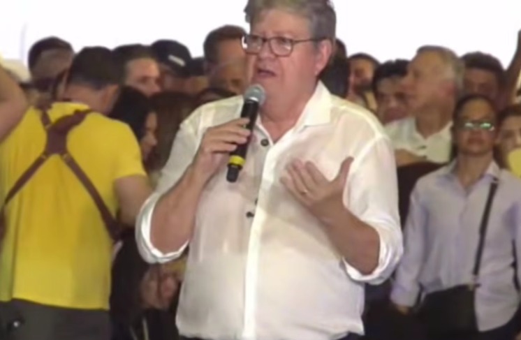 João ironiza Cícero: “Antes falava de mudança, agora diz que vai melhorar”