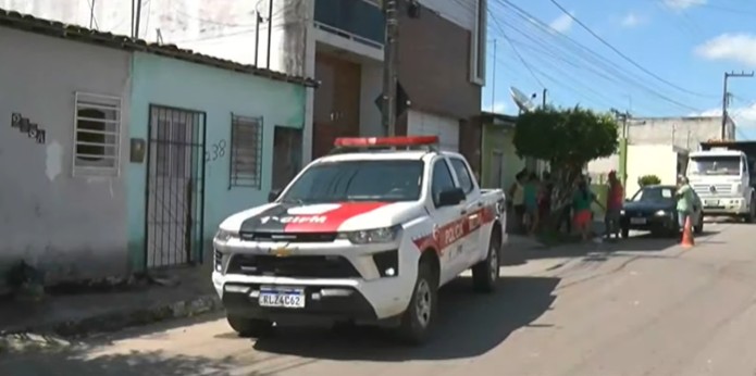 Mulher é assassinada a tiros no município de Pedras de Fogo