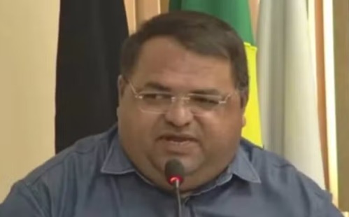 Vereador defende que prefeito pressione contratados a votar em candidatos apoiados pela gestão