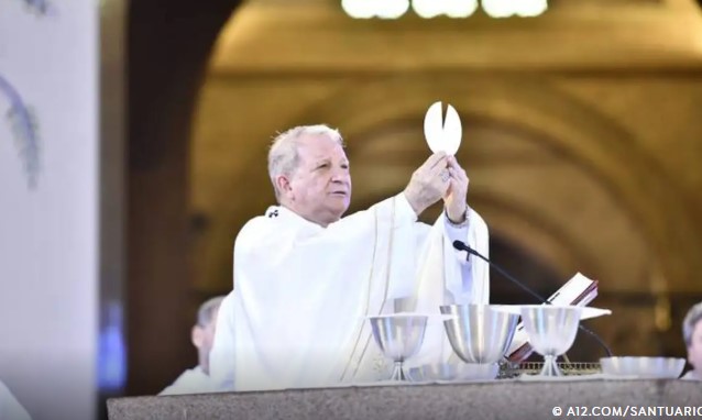 Arcebispo defende desarmamento e foco contra a fome na Basílica de Aparecida